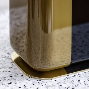 Lampe de table Bourbon / H 49 cm - Bois laqué & tissu - RED Edition