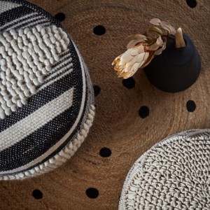 Juni ivory cotton pouf - Affari of Sweden