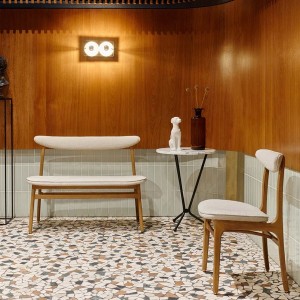 Beige fabric ash bench - 366 Concept