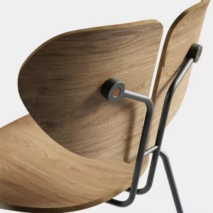 Chaise en bois de chêne smoked et acier - Nordic Tales