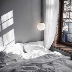 Suspension Modeco en verre blanche 20 cm - Nordic Tales