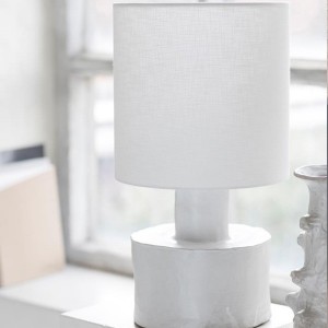 White ceramic and linen table lamp - Marie Michielssen - Serax