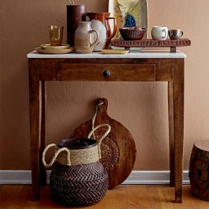 Table élégante en marbre marron - Un accent sophistiqué pour une décoration contemporaine