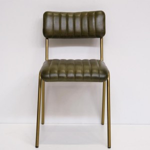 Une chaise unique au look rétro, pour une décoration intérieure de caractère