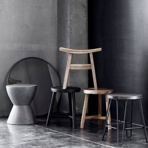 Benji Stool in Black Teak - Muubs