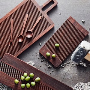 Yami Brown Ash Butter Board - Muubs