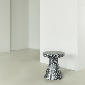 Tabouret Bit Cône Noir / Blanc - Normann Copenhagen