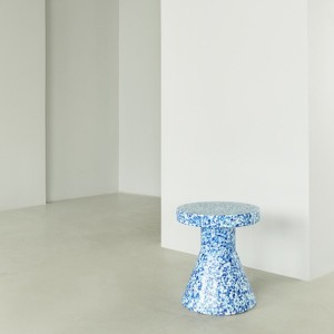 Tabouret Bit Cône Bleu / Blanc - Normann Copenhagen