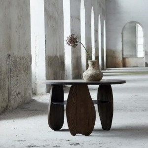 Table Ishi - Pieds Sculpturaux Uniques pour un Style Épuré