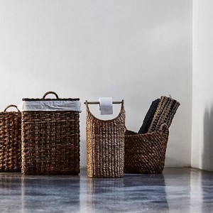 Panier Basha Jacinthe d'eau disponible chez Woodely