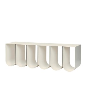 Étagère Murale Curved en Acier Beige – Kristina Dam