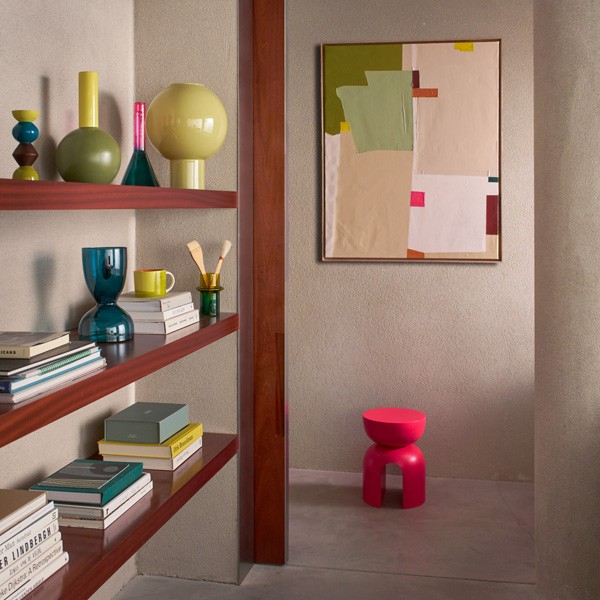 Varikas Table - Urban Nature Culture