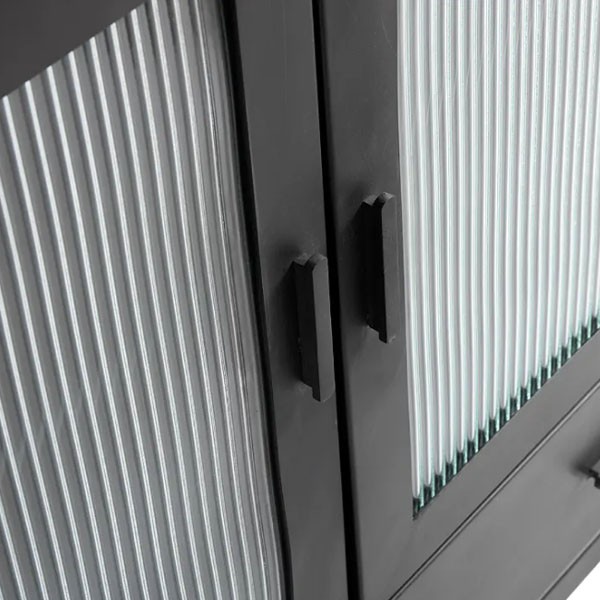 Buffet Dallas en métal et Verre disponible chez Woodely