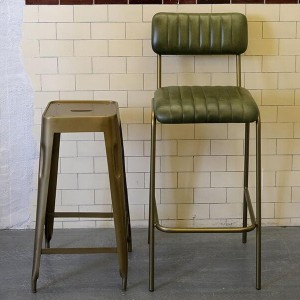 Tabouret de bar cuir matelassé vert laiton - Trademark Living