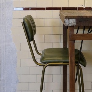 Tabouret de bar cuir matelassé vert laiton - Trademark Living