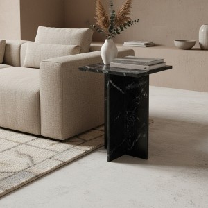 Table d'appoint compacte et minimaliste en pierre naturelle pour une décoration d'intérieur élégante.