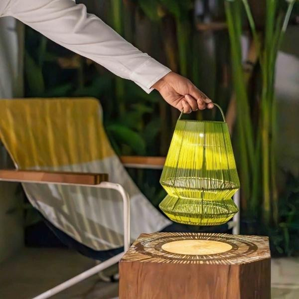 Lanterne Lampion Carry-on recyclée vert mousse | Woodely