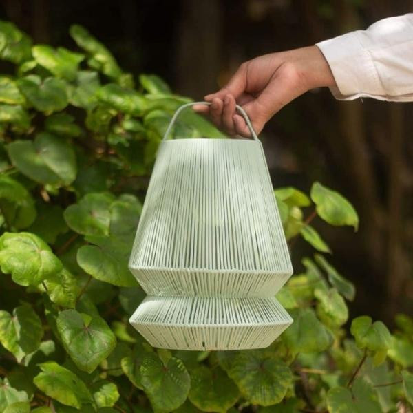 Lanterne Lampion Carry-on recyclée vert sauge | Woodely