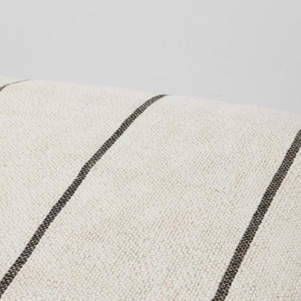 Pouf Sigrid Beige clair et noir | Woodely