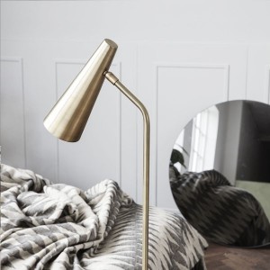 Lampadaire Precise Laiton - House Doctor