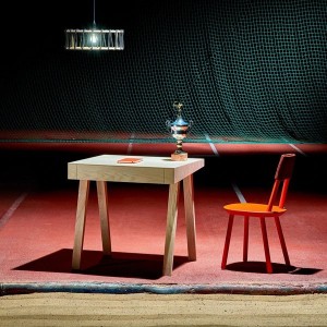 4.9 wood desk - EMKO