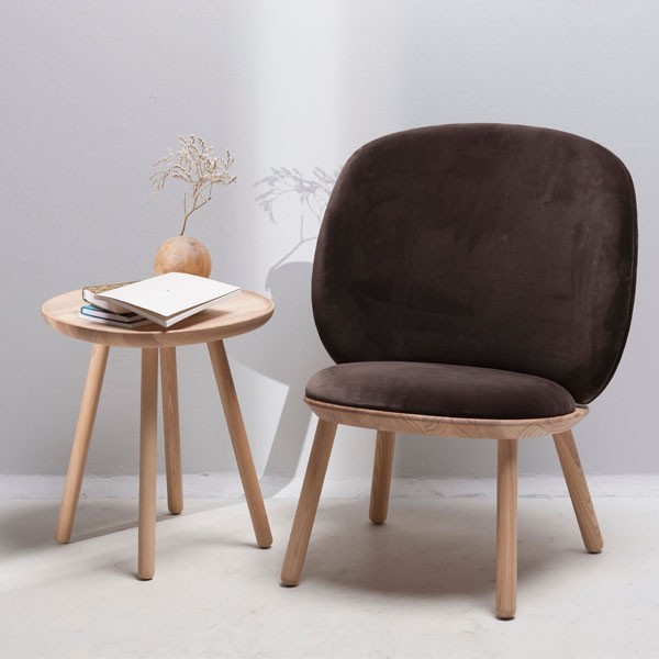 Fauteuil Naïve Low marron - EMKO disponible chez Woodely