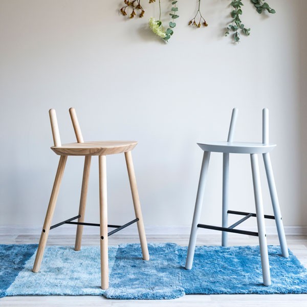 Tabouret de bar Design EMKO en frêne naturel en vente chez Woodely