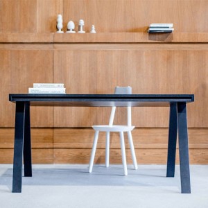 Chaise Naïve Frêne Blanc - EMKO disponible chez Woodely