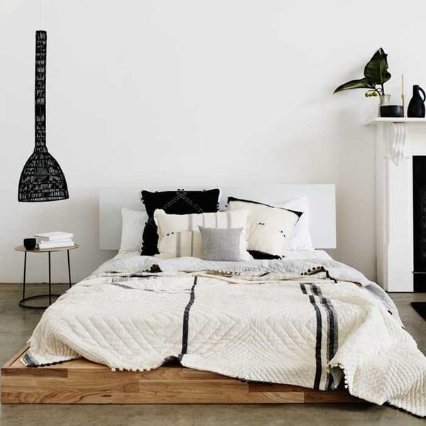 Umut hanging lamp in black rattan - Ay Illuminate