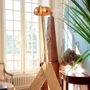 Giraffe ash floor lamp - Alto Duo
