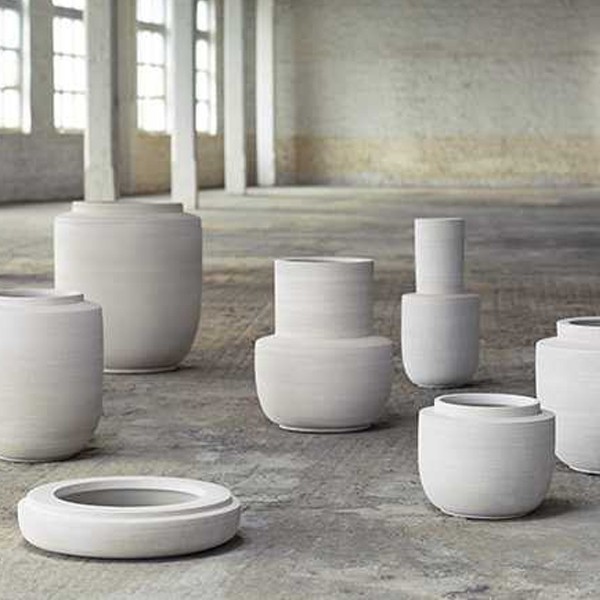 Beige sandstone volume pot S - Serax