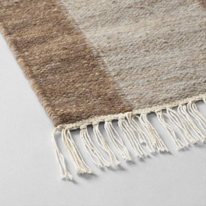 Tapis en laine Kelim marron Bleuté - Kristina Dam