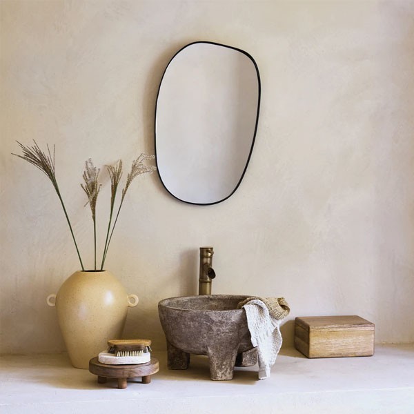 Vase Quite céramique beige en ambiance salle de bain design naturel - Urban Nature Culture - Woodely