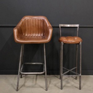 Tabouret de bar Icon en cuir avec accoudoir - Trademark Living